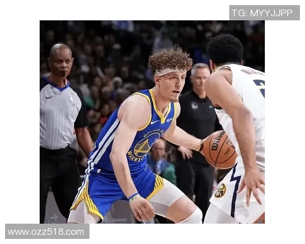 勇士对阵掘金比赛中伊戈达拉精彩晃倒对手瞬间回顾