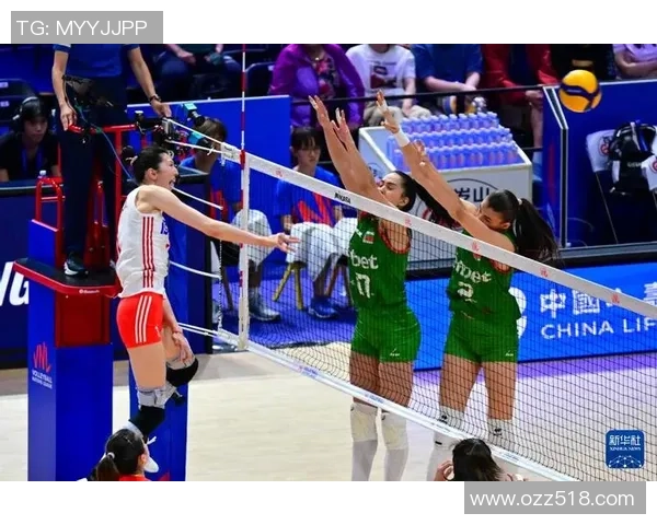 中国女排迎战保加利亚全力争胜展现团队精神与拼搏精神